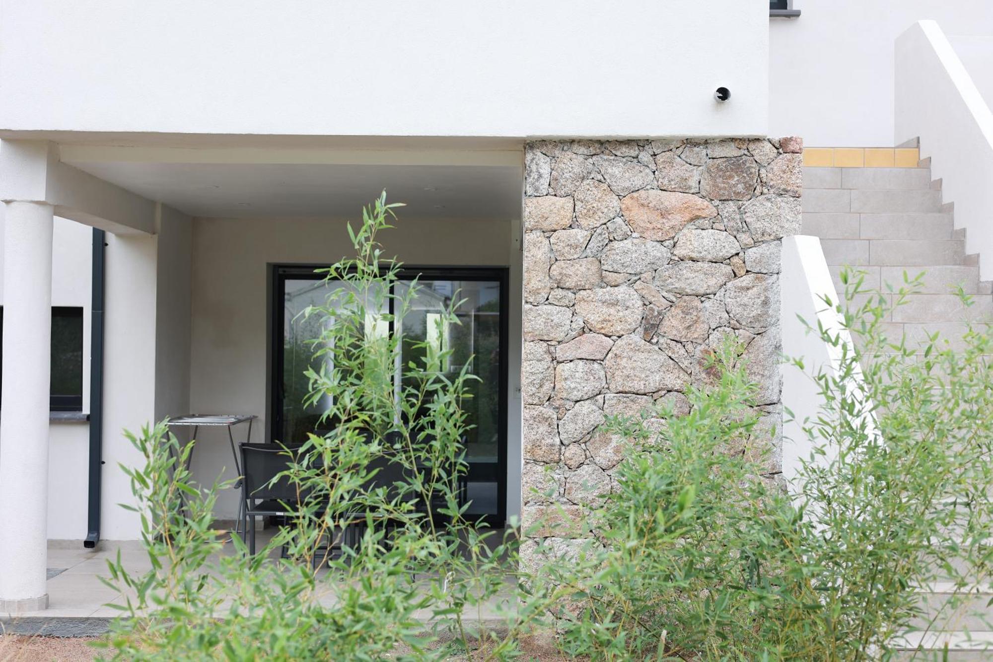 Marina Di Fautea Apartment Olmucciu Bilik gambar